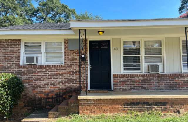 PRE-LEASING FOR AUGUST 2026! photos photos