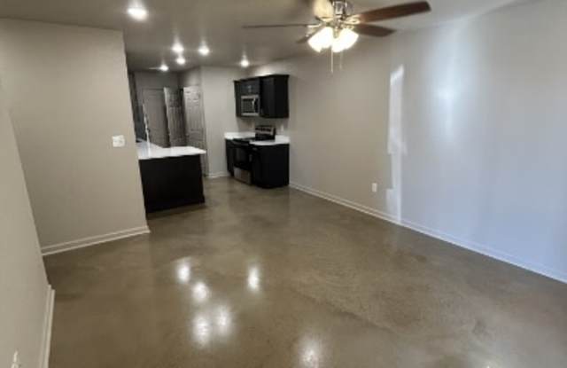 3 Lawrence Road 434 - H3 Gallery 2