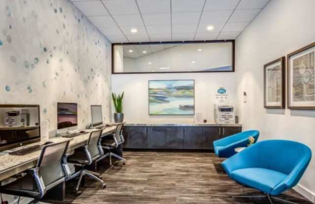 750 N Dearborn St, #124 photos photos