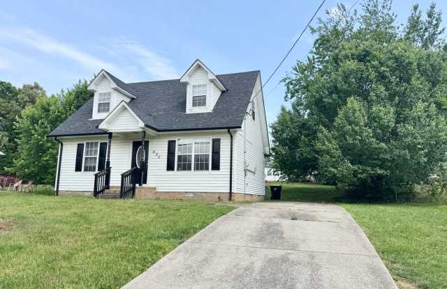 Three Bedroom Close to Ft. Campbell photos photos