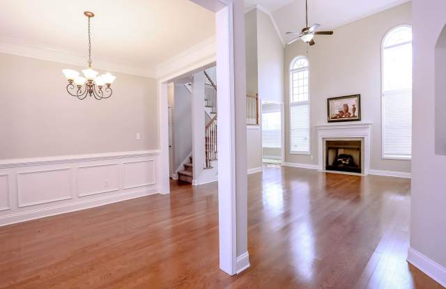 217 Fairway Dr Gallery 4