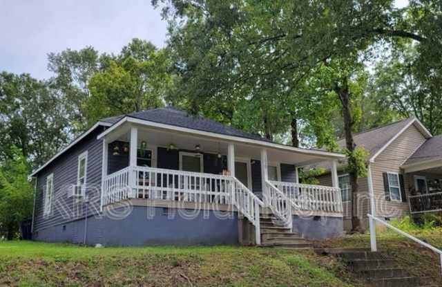 1020 Lancaster St photos photos