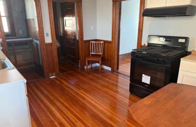 30-32 Cedar St. photos photos