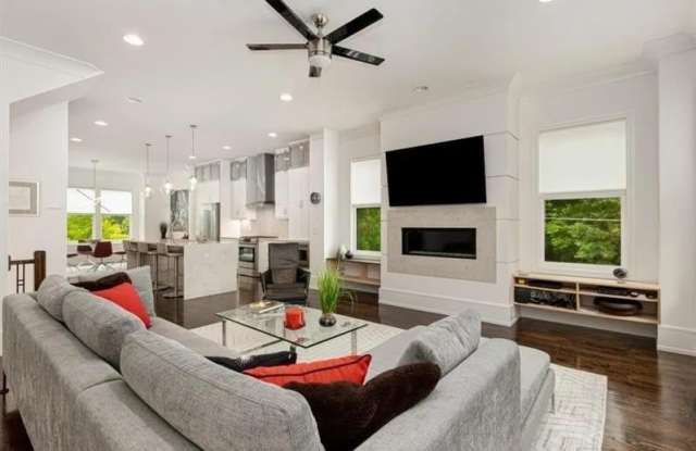 3571 Blair Circle NE Gallery 4