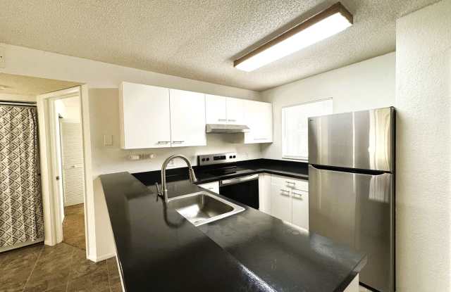 25100 Sandhill Blvd Bldg M Unit 104 Gallery 4