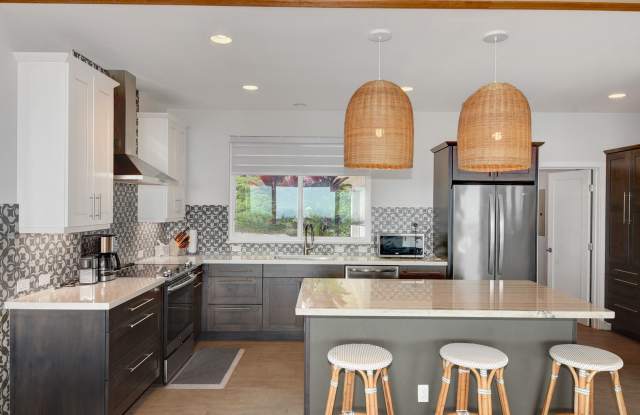 Stunning Ocean View House with Pool in Wainani Estates Gallery 4