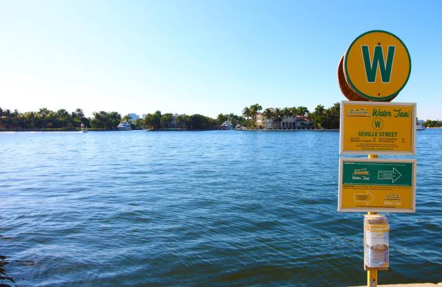 3015 Seville Street unit: 4 photos photos