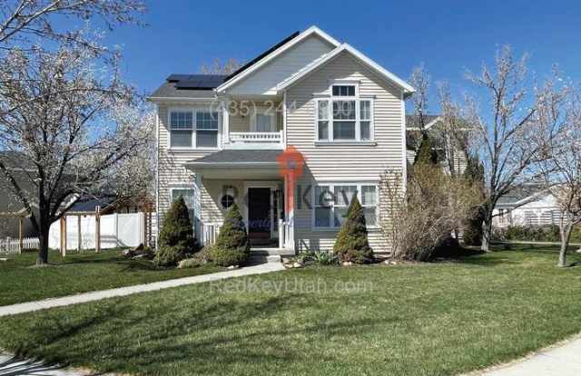 162 West 1380 North photos photos