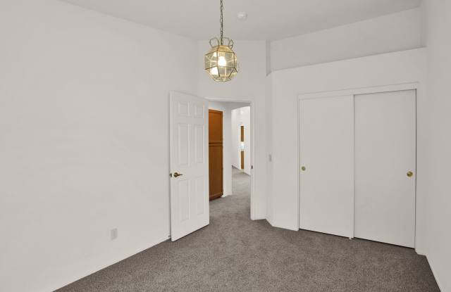 1947 Tamarack Lane Gallery 4