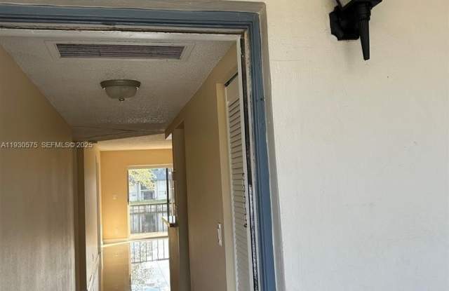 7910 N Colony Cir N photos photos