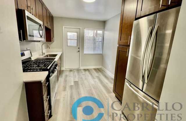 4661 Oregon Street photos photos