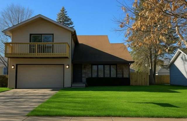 824 Woodmar Drive photos photos