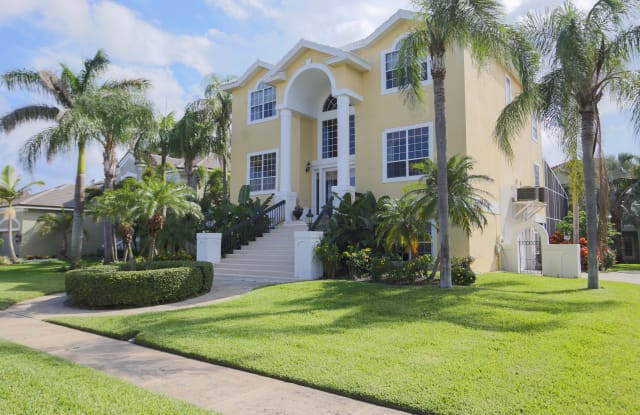 6223 Pasadena Point Blvd S - 6223 Pasadena Point Blvd, Gulfport, FL 33707