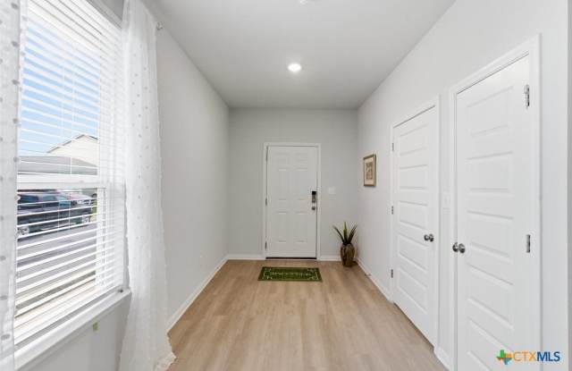 149 Cutleaf Cove Gallery 4