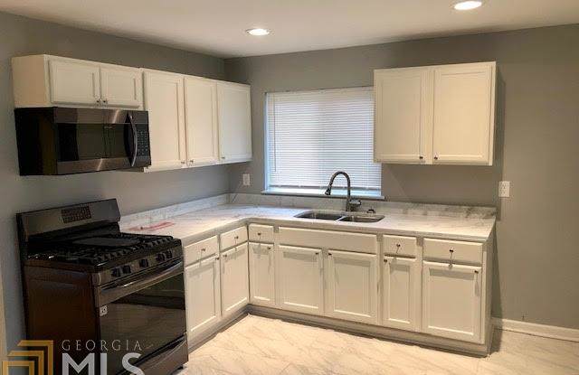 2162 Kipling Gallery 3