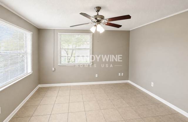 7418 La Ventura Drive South Gallery 4