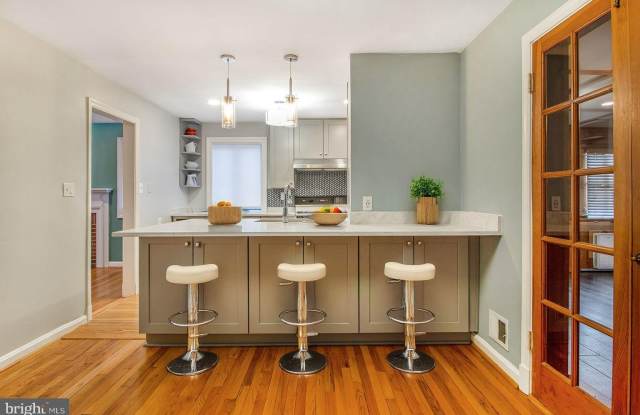 3538 N SOMERSET Street - 3538 North Somerset Street, Arlington, VA 22213