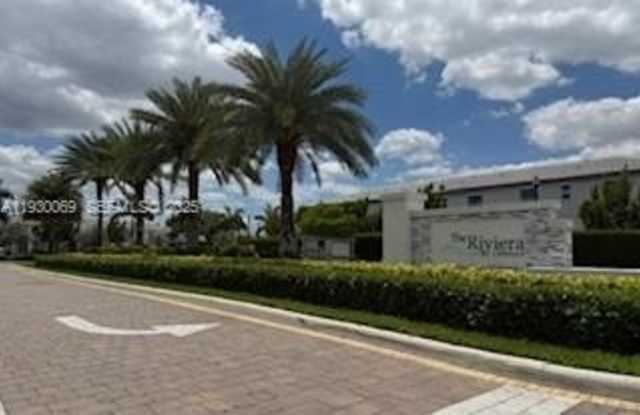 2636 SE 19th St photos photos