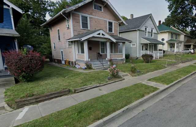 3 BR 1 Bath - House off Broadway near Foster Park! photos photos