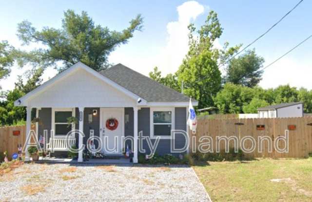 3805 E 4th St photos photos 3805 E 4th St photos photos