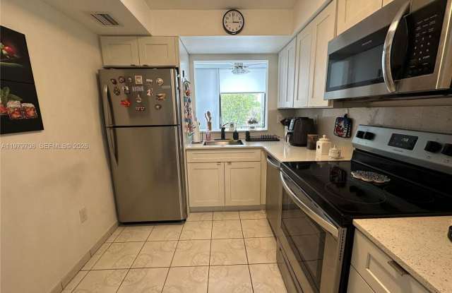 9440 W Flagler Street 305, Miami, FL 33174 photos photos