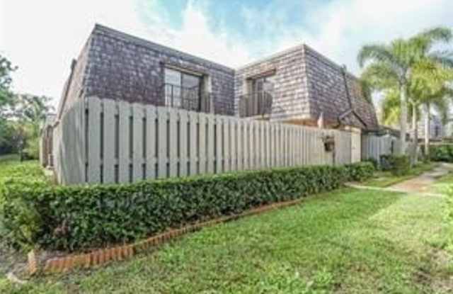340 S Waverly Place photos photos