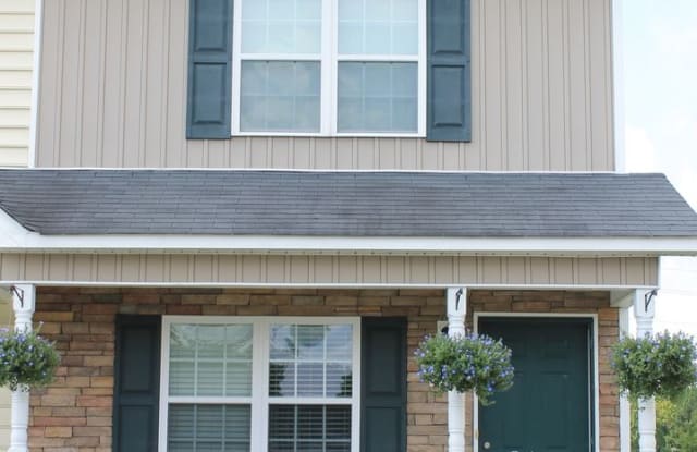 4011 Grandeur Ave - 4011 Grandeur Ave, Jacksonville, NC 28546