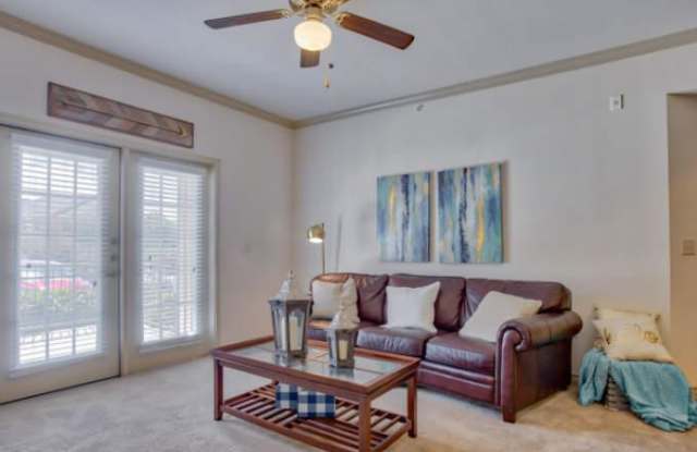 1471 Barnes Dr Gallery 2
