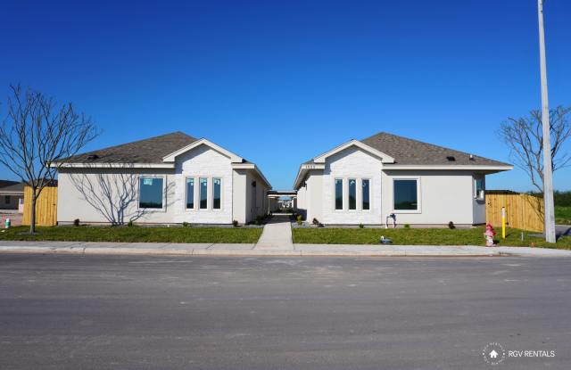 1025 North Clarence Avenue - C photos photos