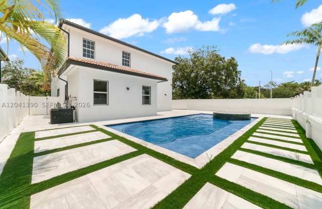 3040 SW 44th Ct Gallery 3