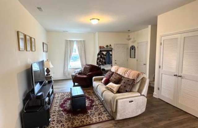 3755 Castle Drive - 1 Gallery 4