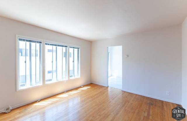 3740 S Bentley Ave - 3740 South Bentley Avenue, Los Angeles, CA 90034