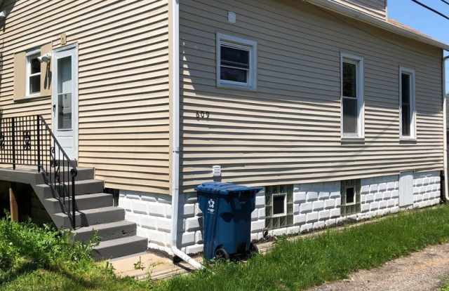 609 Hirsch Ave. Gallery 4