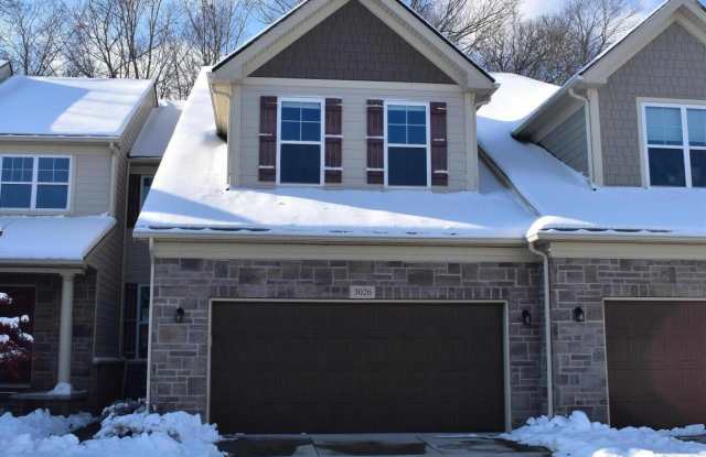 3026 N Spurway Drive - 3026 North Spurway Drive, Washtenaw County, MI 48105