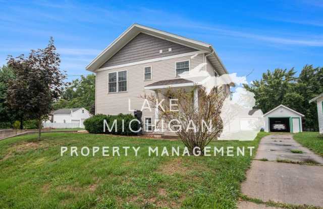607 Lydia Street Northeast photos photos