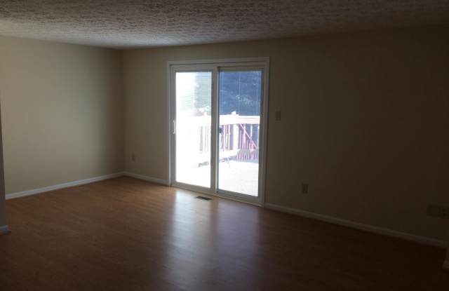 6585 FOREST DEW COURT Gallery 4