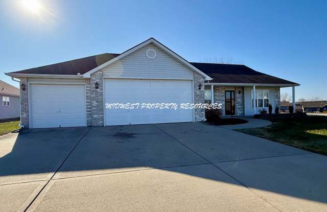 3 Bedroom Ranch No Steps! | Midwest Property Resources, LLC - 1109 Carlisle Drive, Raymore, MO 64083
