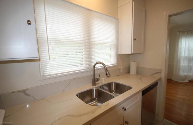 848 Hyperion Avenue - 848 Hyperion Avenue, Los Angeles, CA 90029