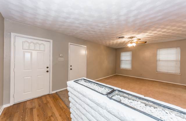 1733 Carl St - 1733 Carl Street, Fort Worth, TX 76103