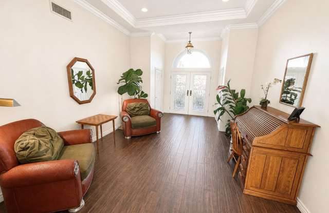 Available July 1 | Furnished 4-Bedroom Claremont Home with Office, Wi-Fi & Valley Views Gallery 4