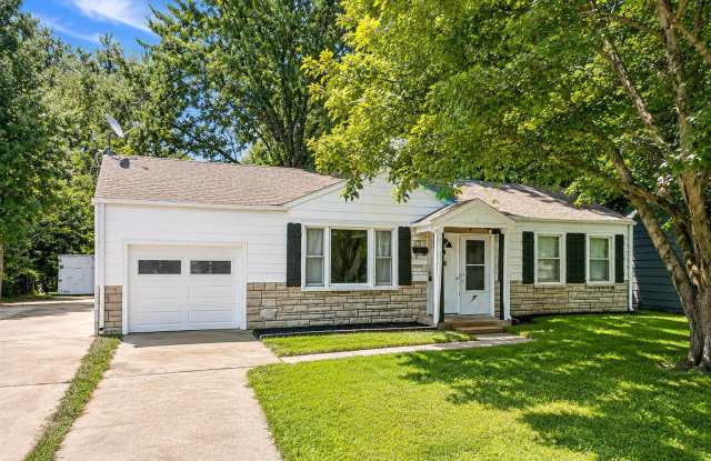 HALF OFF SECURITY DEPOSIT – MOVE-IN SPECIAL! photos photos