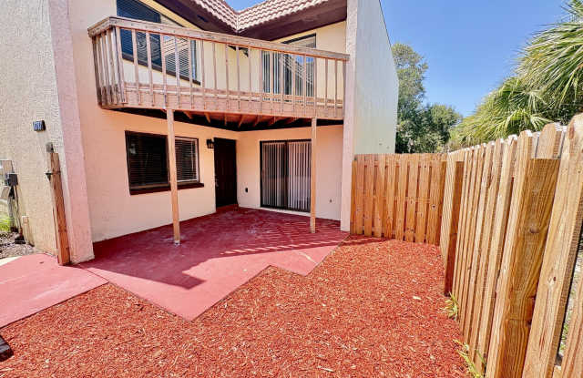 8787 Live Oak Court Gallery 2