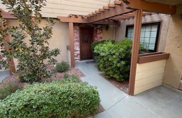 3283 Dawnflower St #3 Townhouse ! 2 Bed / 2 1/2 Bath - 3283 Dawnflower Street, Paradise, NV 89121