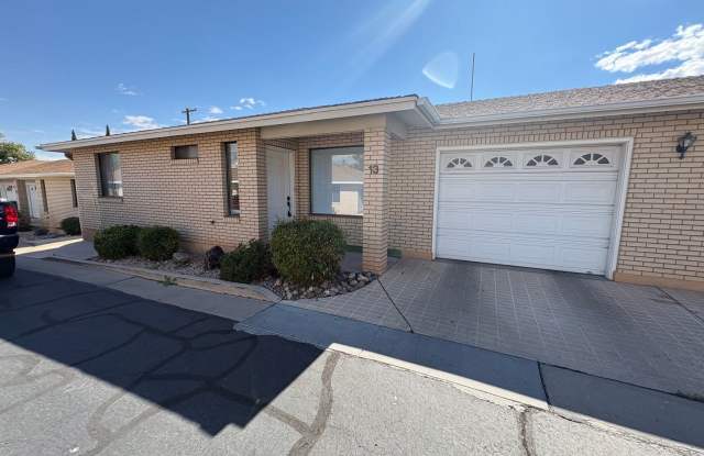 2 Bedroom, 2-Bath Home with Garage in St. George Gallery 1