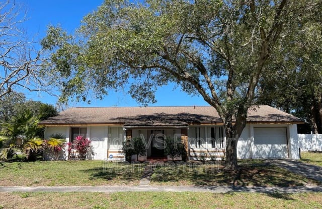 815 Rio Ala Mano Dr - 815 Rio Ala Mano Drive, Altamonte Springs, FL 32714