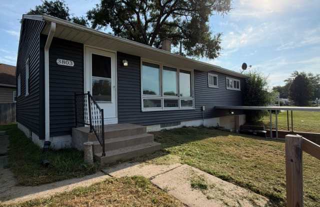 3 Bedroom House - Moline photos photos 3 Bedroom House - Moline photos photos