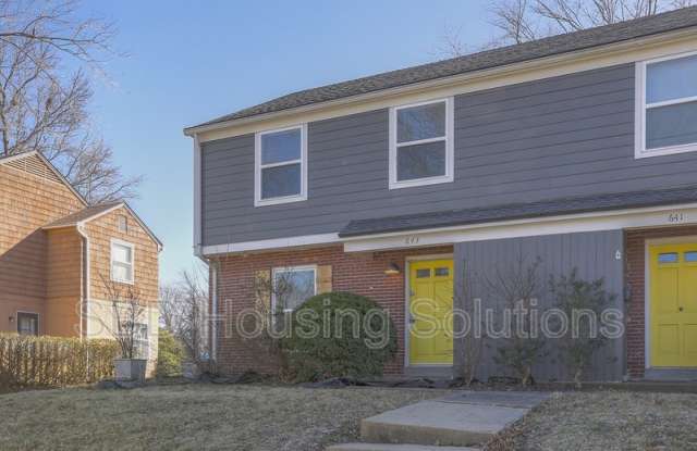 643 E Meyer Blvd. - 643 East Meyer Boulevard, Kansas City, MO 64131 643 E Meyer Blvd. - 643 East Meyer Boulevard, Kansas City, MO 64131