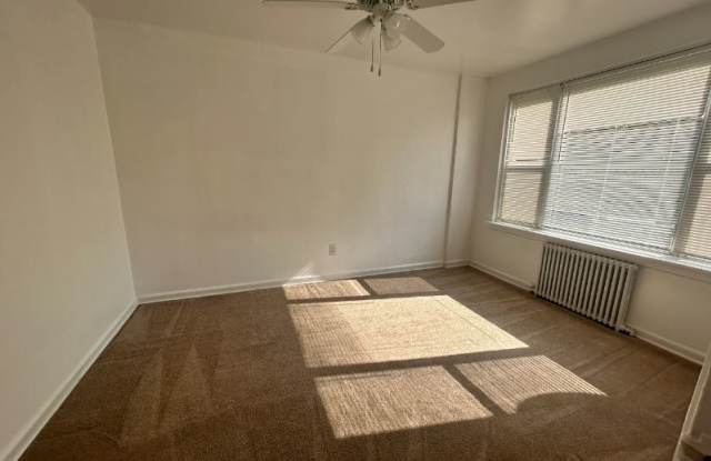 4000 E Street SE 203 - 4000 E Street Southeast, Washington, DC 20019