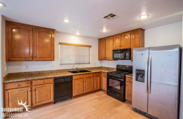 9533 Swiss Stone Court Gallery 4