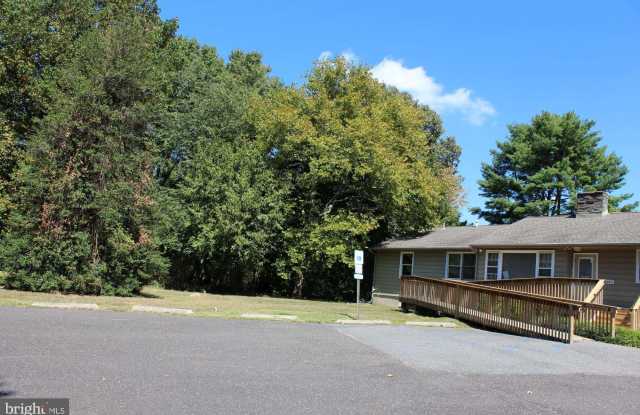 332 STOKES Road Gallery 2